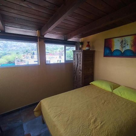 Hospedaje Casa Verde Tepoztlán Eksteriør bilde